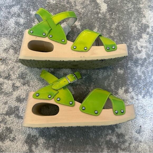 JEFFREY CAMPBELL Spiced Wood Wedge Sandals Lime Green - Picture 2 of 8